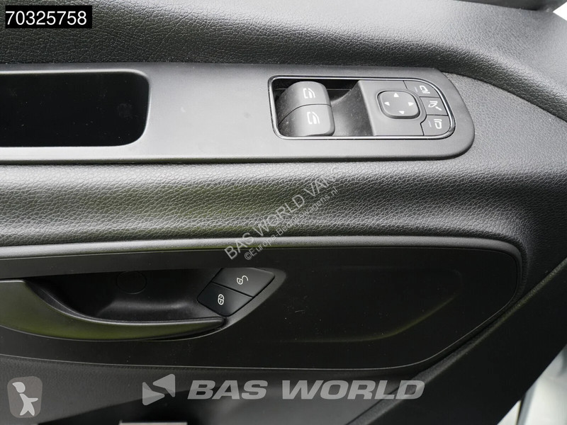Véhicule utilitaire Mercedes 215 CDI Automaat...