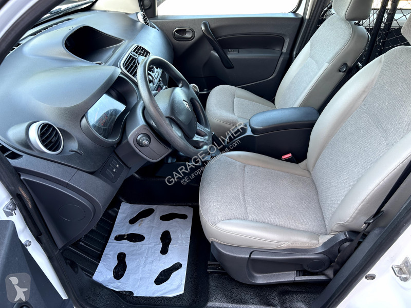 Véhicule utilitaire Renault Maxi Grand Volume...