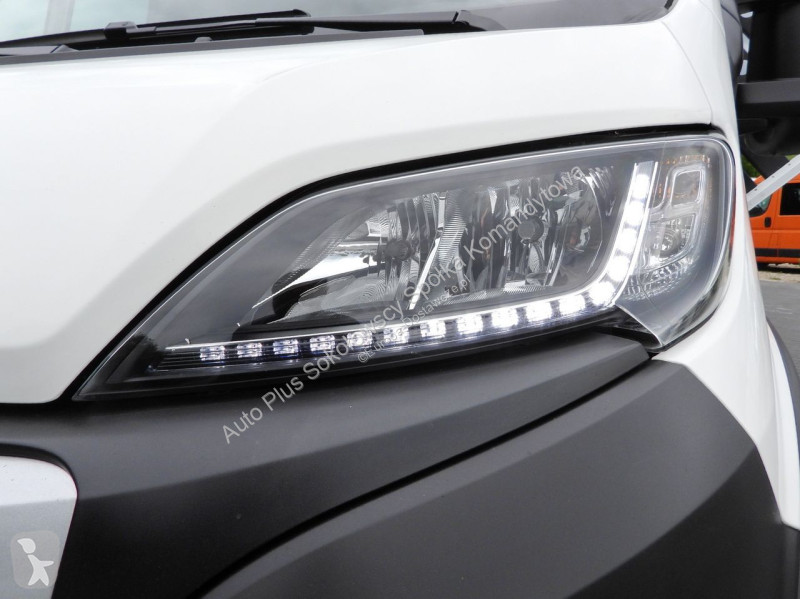 Samochód dostawczy Peugeot  BOXER