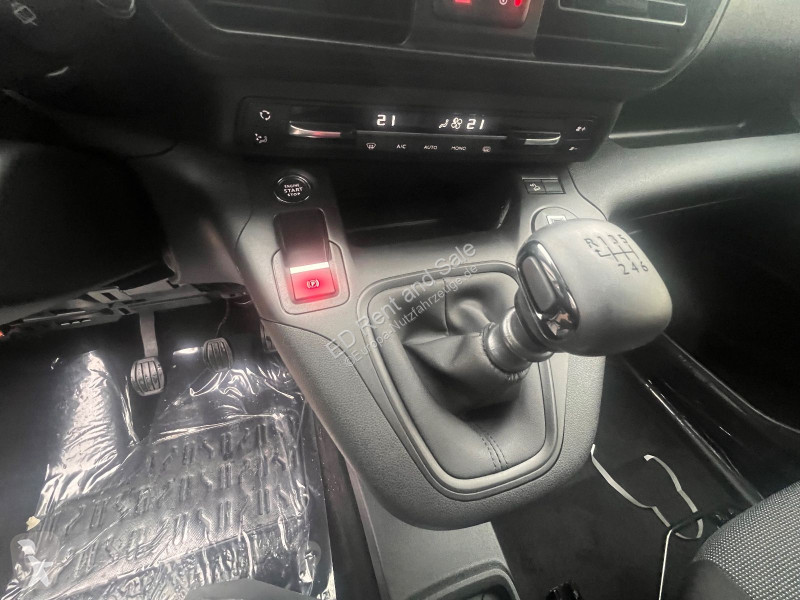 Véhicule utilitaire Opel Cargo L 2 mit...