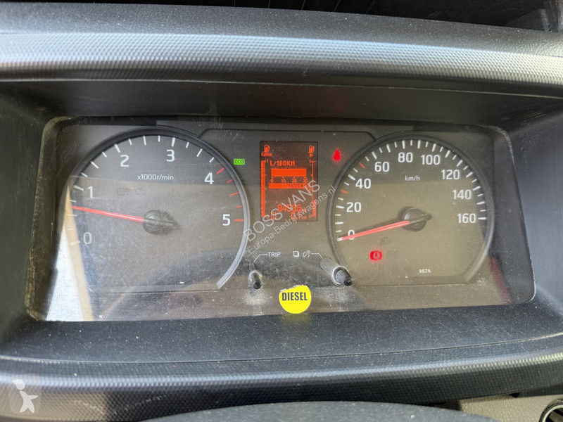 Samochód dostawczy Nissan 130PK 3.0 Kipper 3L...