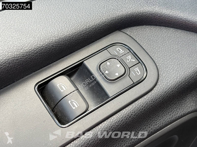 عربة نفعية Mercedes 215 CDI Automatik 150PS...