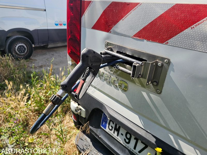 Комерційні автомобілі Iveco 35S14N