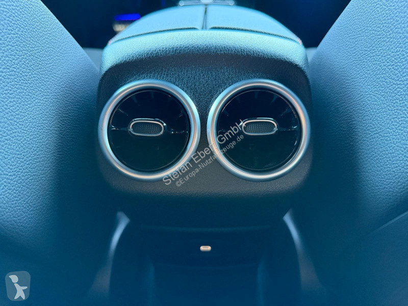 عربة نفعية Mercedes A 35 A...