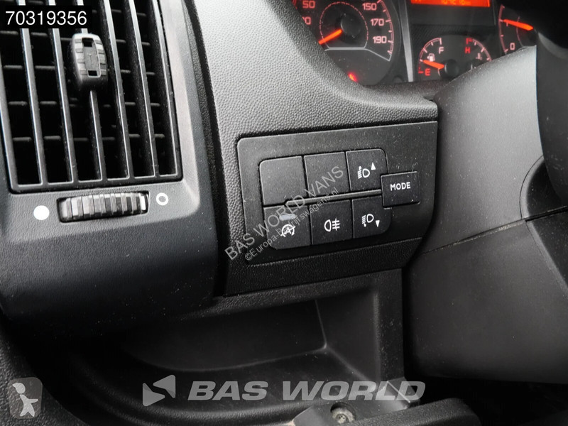 Furgoneta Peugeot Bakwagen Achterdeuren 140PK...
