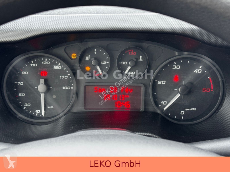 Furgoneta Iveco 35S12 Mit Carrier Xr 350