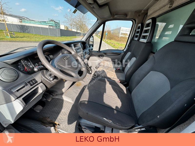 Samochód dostawczy Iveco 35C13 Mit Relec Froid...