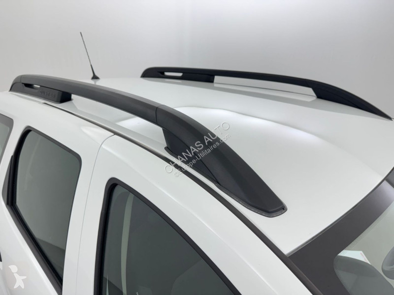 Véhicule utilitaire Dacia 1.0 TCe 90 Essentiel
