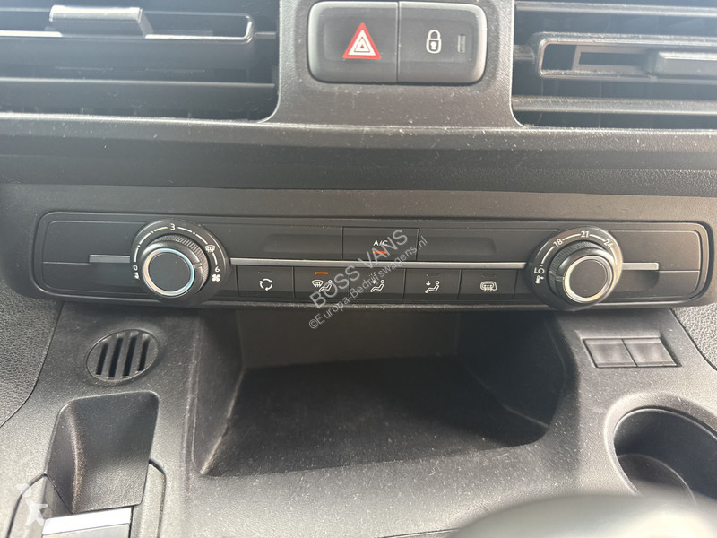 عربة نفعية Toyota 1.2T 110 PK **Benzine** L1...