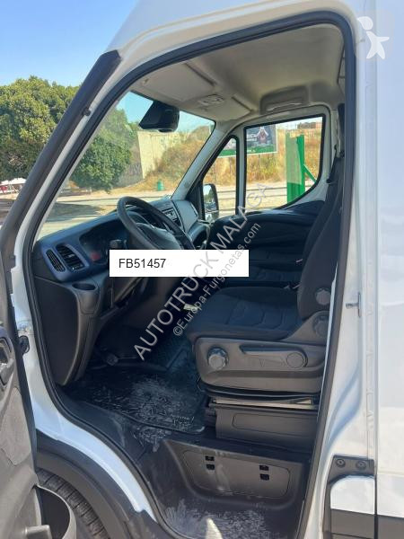 Furgoneta Iveco 35-160