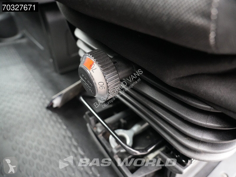 Коммерческий автомобиль Iveco 35C16 3.0L...
