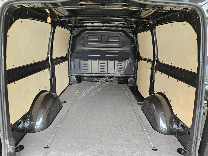 عربة نفعية Mercedes Vito  PRO LANG 9°°°KM|LED...