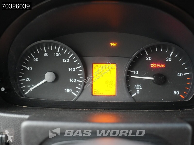 Véhicule utilitaire Mercedes 311 CDI L2H2 Airco...
