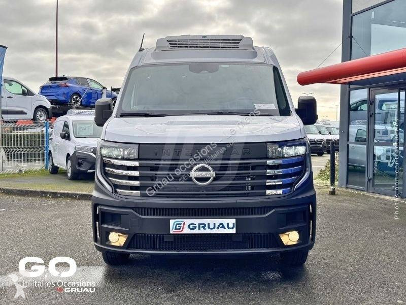 Samochód dostawczy Nissan