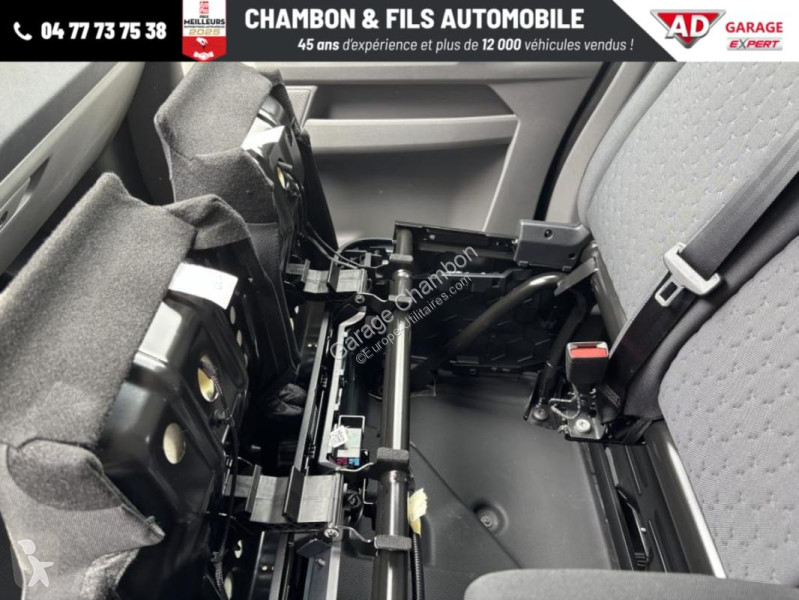 Nyttofordon Ford FOURGON 320 L2H1 2.0 ECOBLUE...