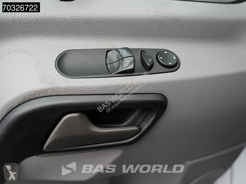 Véhicule utilitaire Mercedes 313 CDI...