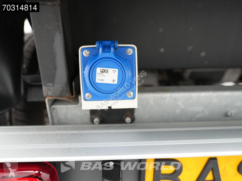 Samochód dostawczy  4x4 100% Elektrisch 23kWh...