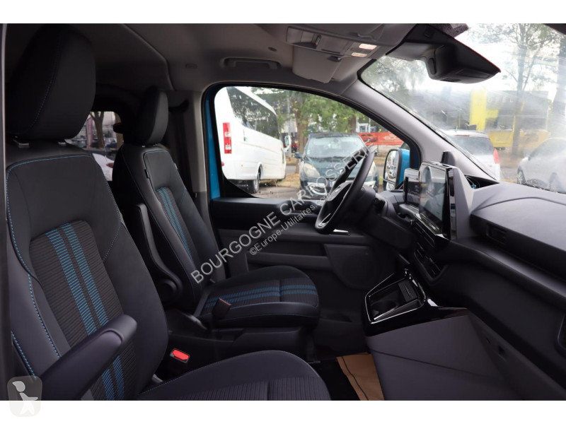 Véhicule utilitaire Ford TRANSIT CUSTOM 2.0...