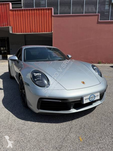 Véhicule utilitaire Porsche