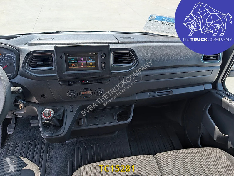 عربة نفعية Renault 2.2 DCI KOFFER MET LIFT