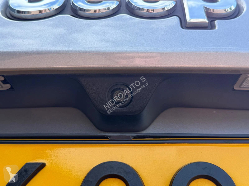 عربة نفعية Jeep 3.0 V6 CRD Overland 4x4...