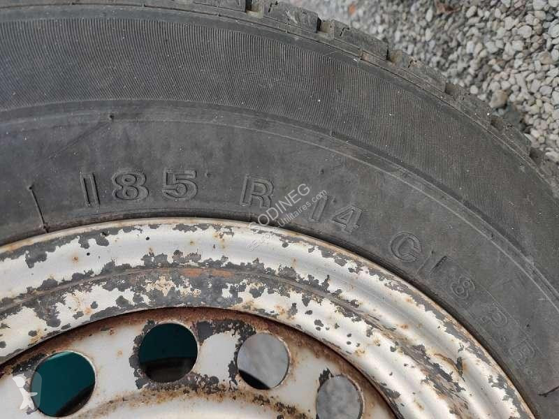 Véhicule utilitaire   PORTE TOURET
