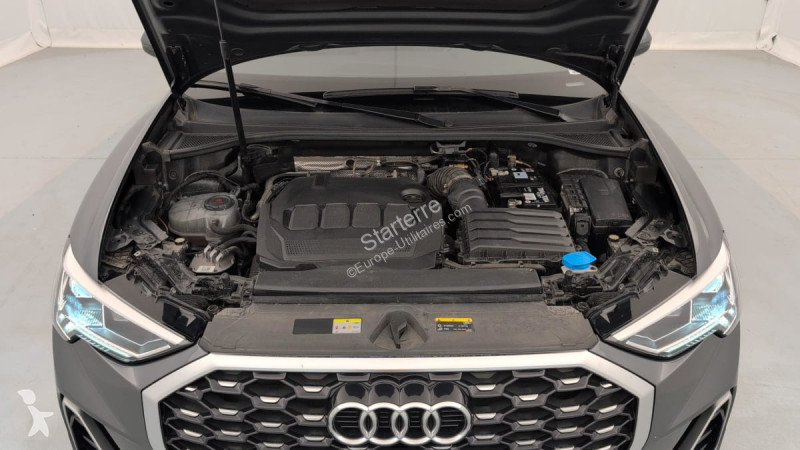 Audi Q3 Transporter