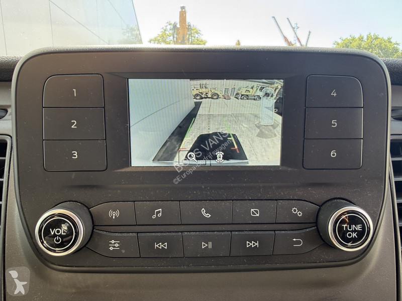 Véhicule utilitaire Ford 2.0 TDCI 130PK L3H2...