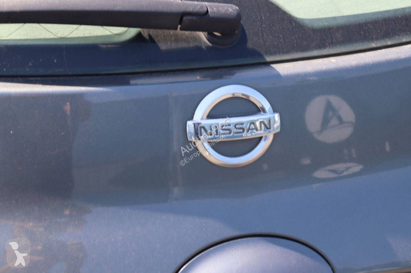 Furgoneta Nissan