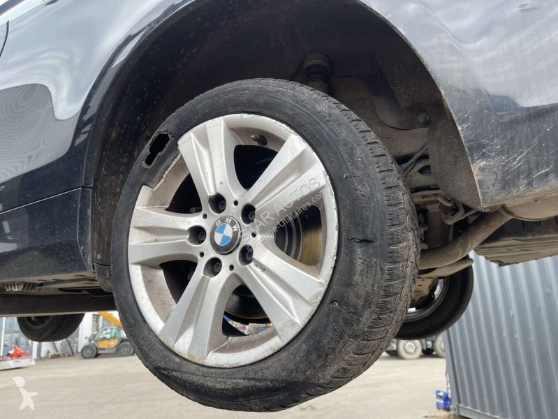 عربة نفعية BMW