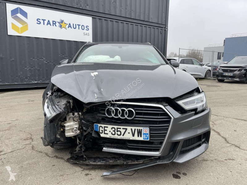 عربة نفعية Audi
