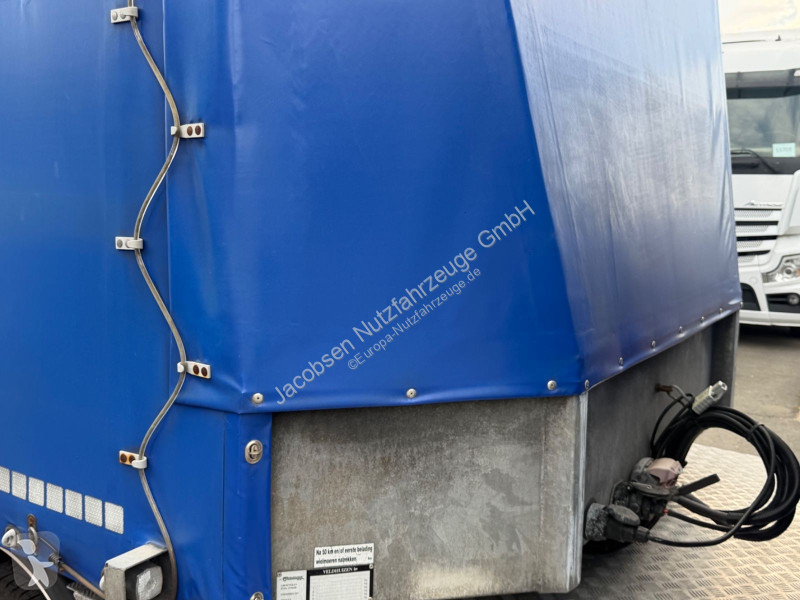 عربة نفعية Iveco 40c17 + Veldhuizen P33-2...