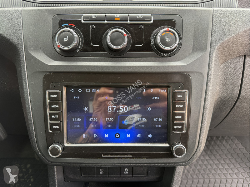 Samochód dostawczy Volkswagen 37kWh 113PK L2H1...