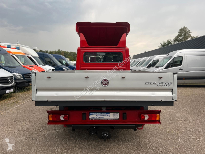 عربة نفعية Fiat Maxi DoKa...