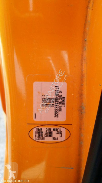 عربة نفعية Renault MASTER