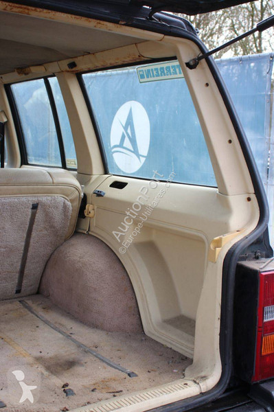 عربة نفعية Jeep Limited