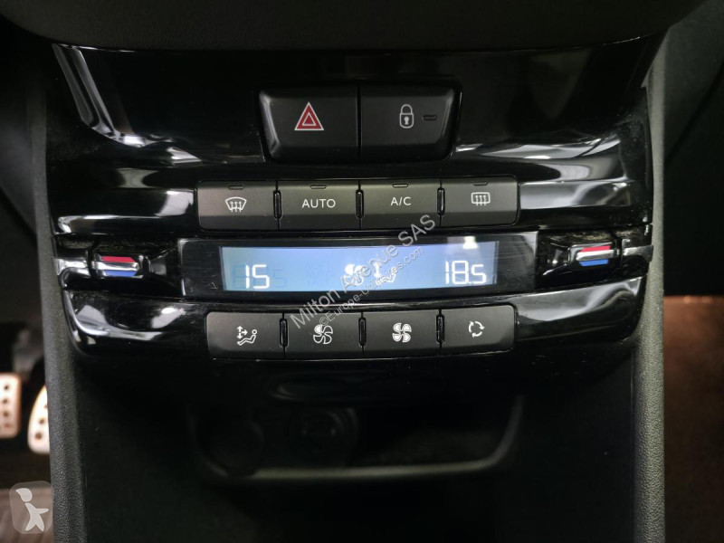 Véhicule utilitaire Peugeot 2008 1.6 e-HDi FAP...