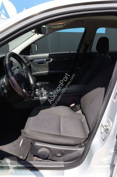 عربة نفعية Mercedes CDI C-Klasse