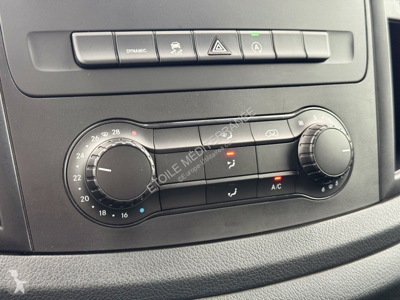 Véhicule utilitaire Mercedes Vito  Fourgon...