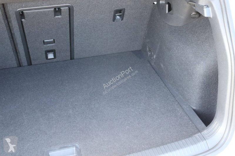 عربة نفعية Volkswagen VIII
