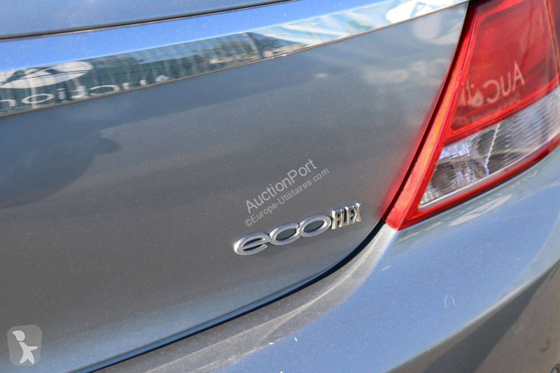 Samochód dostawczy Opel