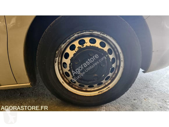 Véhicule utilitaire