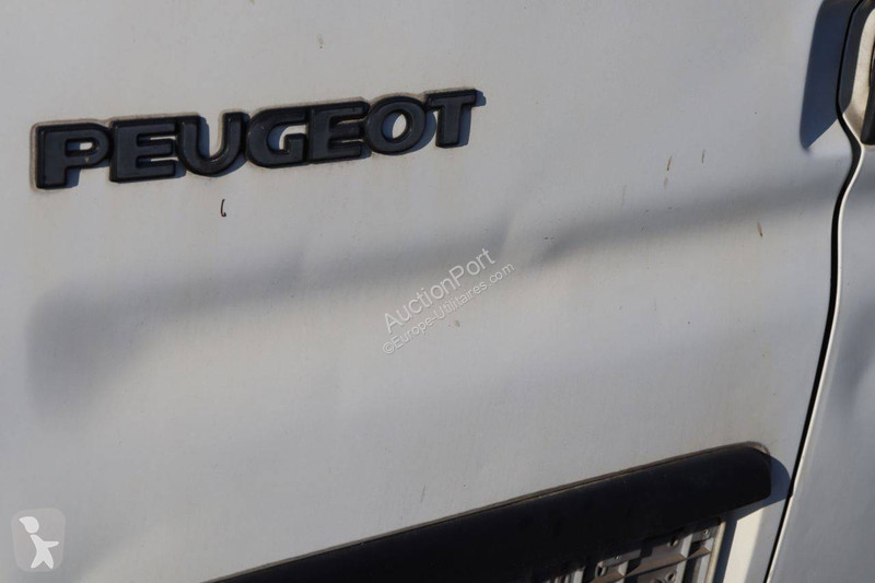 Véhicule utilitaire Peugeot