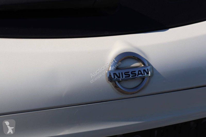 Samochód dostawczy Nissan acenta + navi QASHQAI