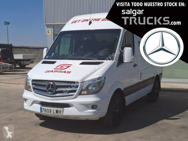 Furgoneta Mercedes