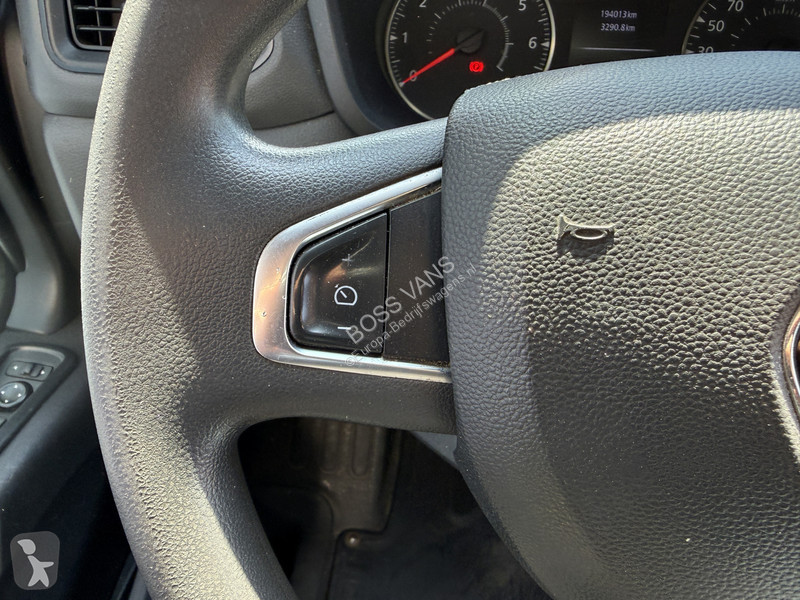 Véhicule utilitaire Renault Plancher T35 2.3...