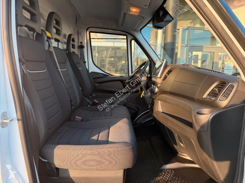 عربة نفعية Iveco 35S18 HA8...