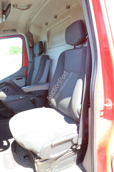 عربة نفعية Renault