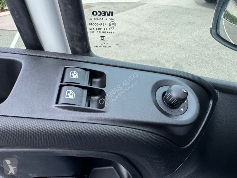 Véhicule utilitaire Iveco 35C18 A8 180CV 3L 5M