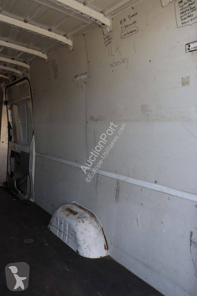 Véhicule utilitaire Mercedes 310 CDI